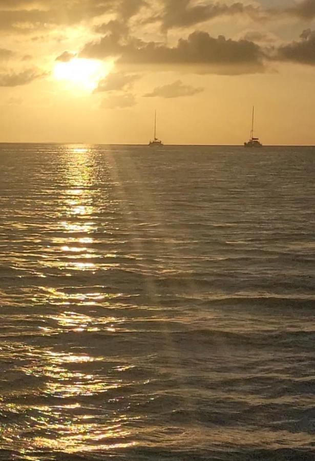 Island Magic Beach Resort Caye Caulker Exterior foto
